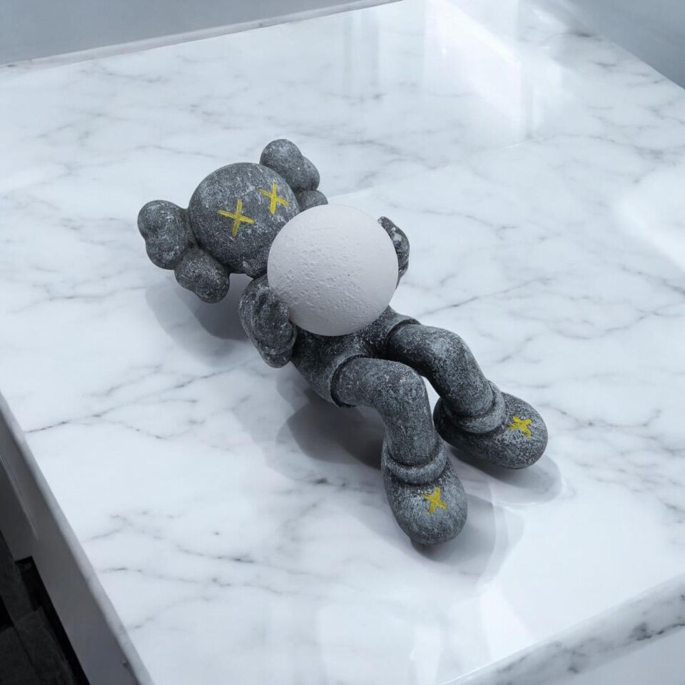 Figür Aydınlatma-Kaws Stilinden İlham Alan